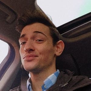 Meet your Posher, Joshua